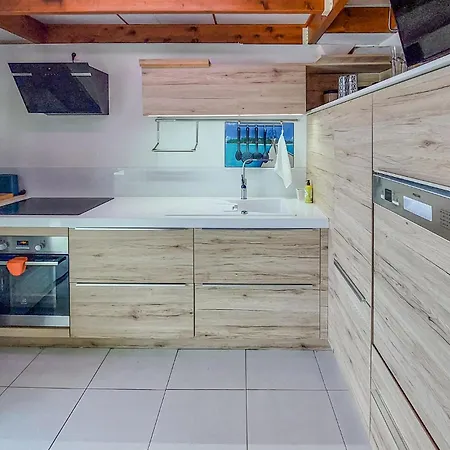 3 Bedroom Gorgeous In Hébergement de vacances *